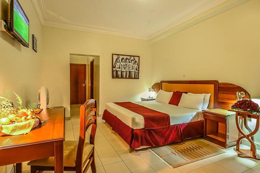 Hotel Chez Lando Кигали Экстерьер фото