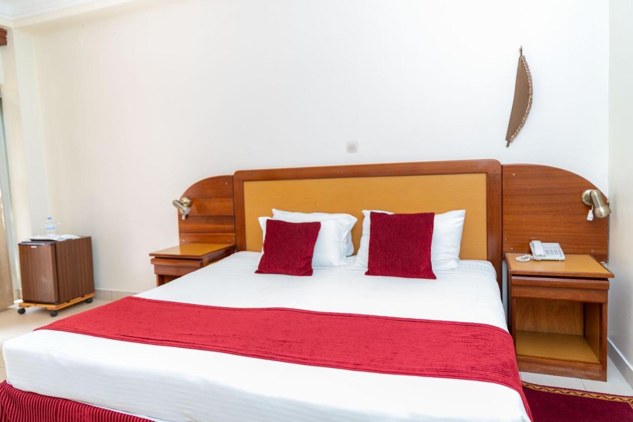 Hotel Chez Lando Кигали Экстерьер фото