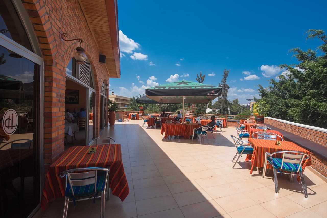 Hotel Chez Lando Кигали Экстерьер фото