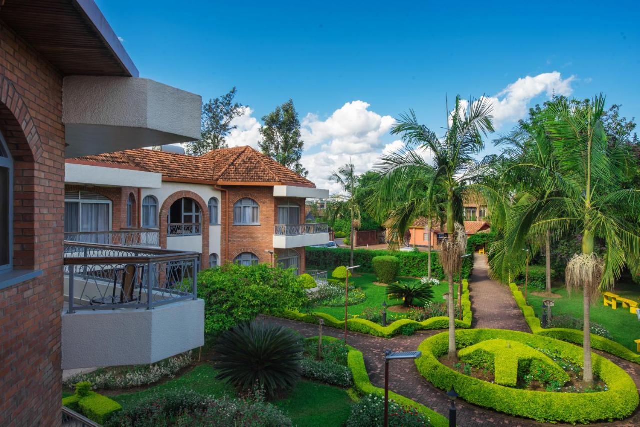 Hotel Chez Lando Кигали Экстерьер фото